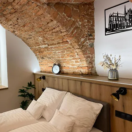 Understreet With Private Parking Appartement *